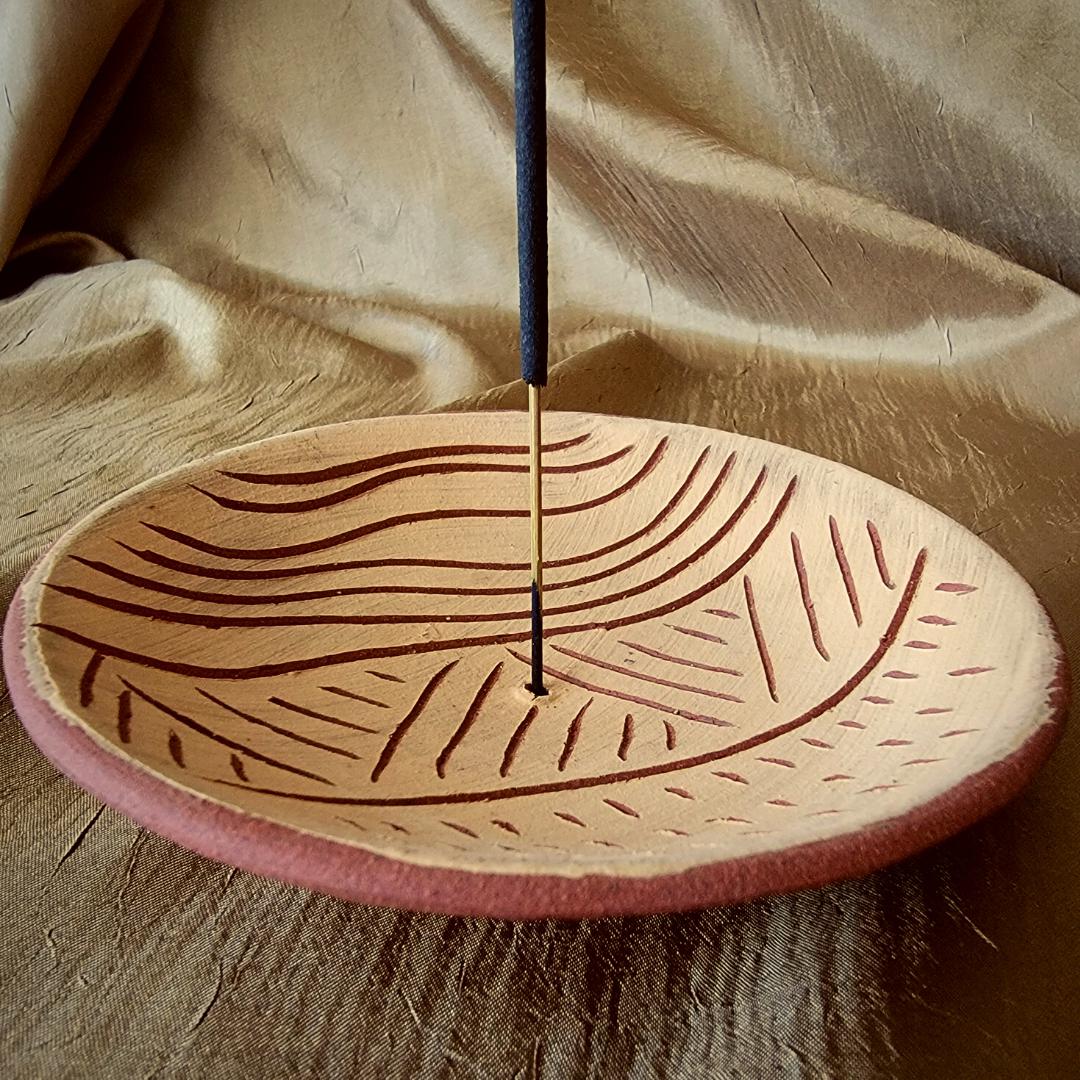 HARVEST red clay incense holder